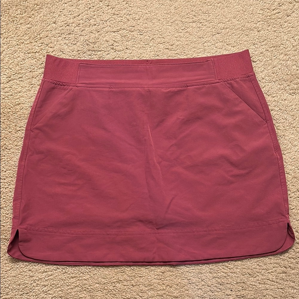 Women skort, size L